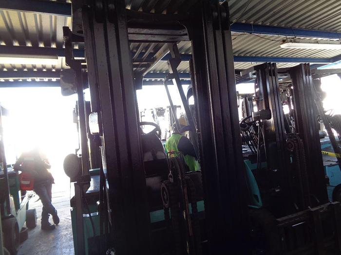 Usado 2012 MITSUBISHI LOTE 8 MONTACARGAS ELECTRICOS