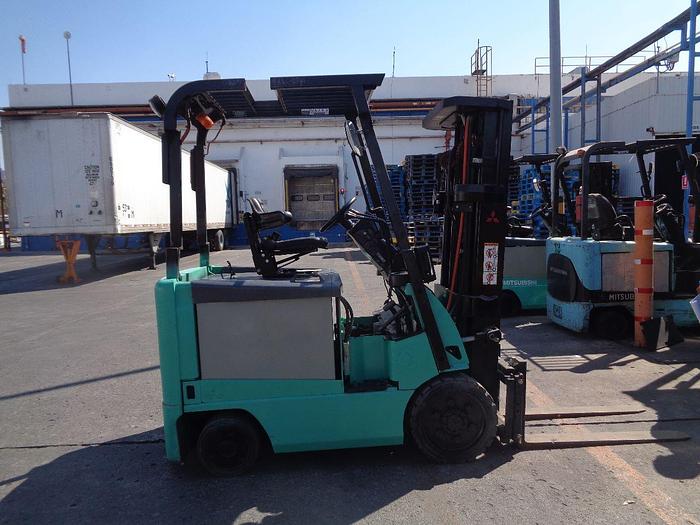 Usado 2012 MITSUBISHI LOTE 8 MONTACARGAS ELECTRICOS