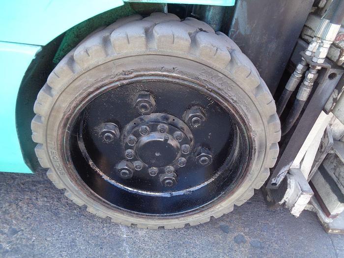 Usado 2012 MITSUBISHI LOTE 8 MONTACARGAS ELECTRICOS