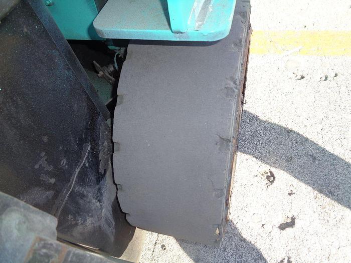 Usado 2012 MITSUBISHI LOTE 8 MONTACARGAS ELECTRICOS