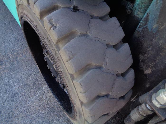 Usado 2012 MITSUBISHI LOTE 8 MONTACARGAS ELECTRICOS