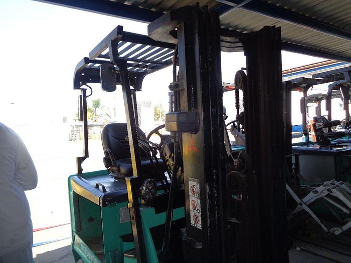 Usado 2012 MITSUBISHI LOTE 8 MONTACARGAS ELECTRICOS