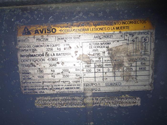 Usado 2012 MITSUBISHI LOTE 8 MONTACARGAS ELECTRICOS