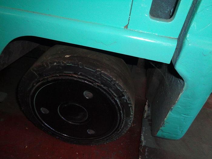 Usado 2012 MITSUBISHI LOTE 8 MONTACARGAS ELECTRICOS