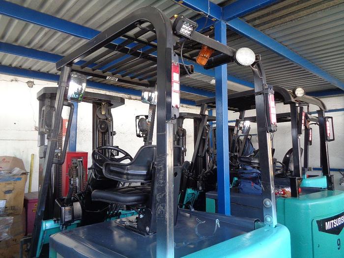 Usado 2012 MITSUBISHI LOTE 8 MONTACARGAS ELECTRICOS