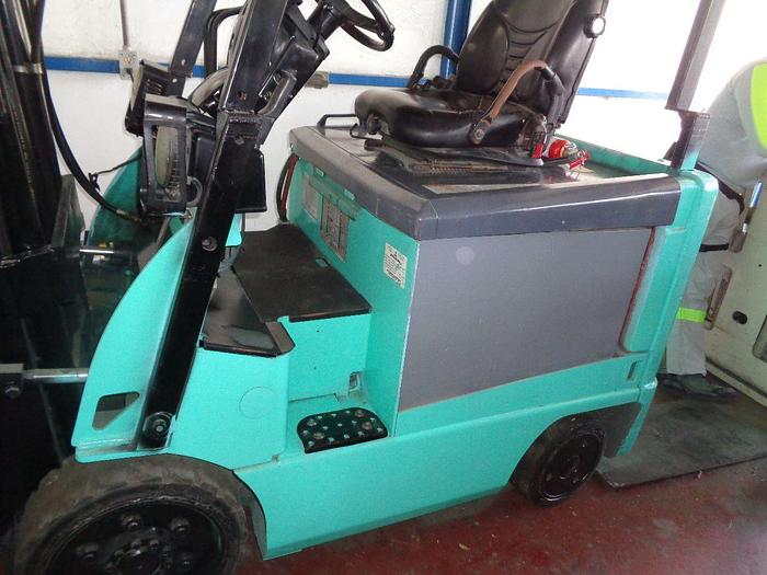 Usado 2012 MITSUBISHI LOTE 8 MONTACARGAS ELECTRICOS