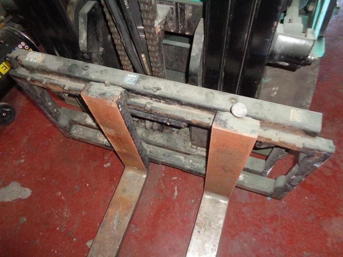 Usado 2012 MITSUBISHI LOTE 8 MONTACARGAS ELECTRICOS