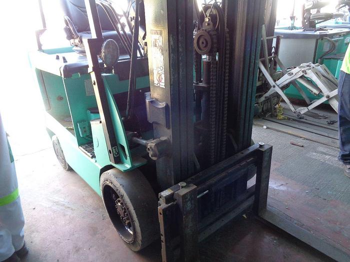 Usado 2012 MITSUBISHI LOTE 8 MONTACARGAS ELECTRICOS