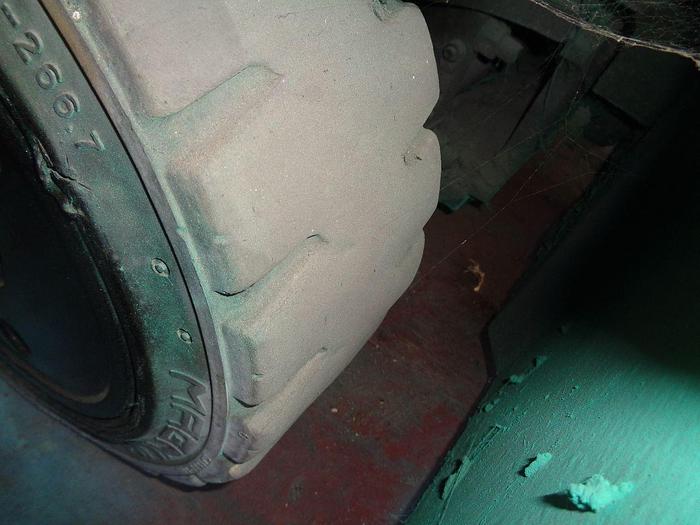 Usado 2012 MITSUBISHI LOTE 8 MONTACARGAS ELECTRICOS