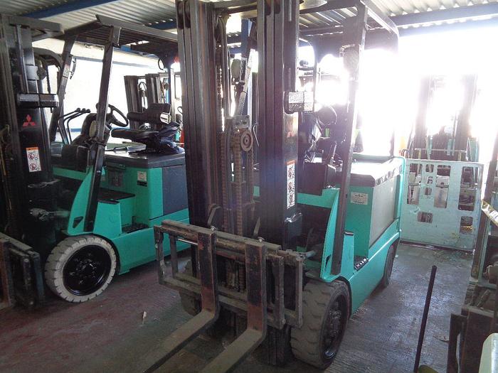 Usado 2012 MITSUBISHI LOTE 8 MONTACARGAS ELECTRICOS