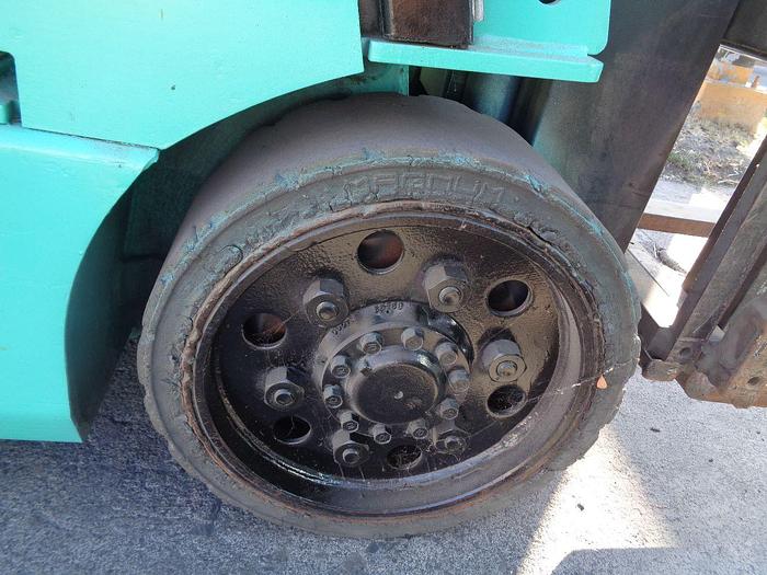 Usado 2012 MITSUBISHI LOTE 8 MONTACARGAS ELECTRICOS