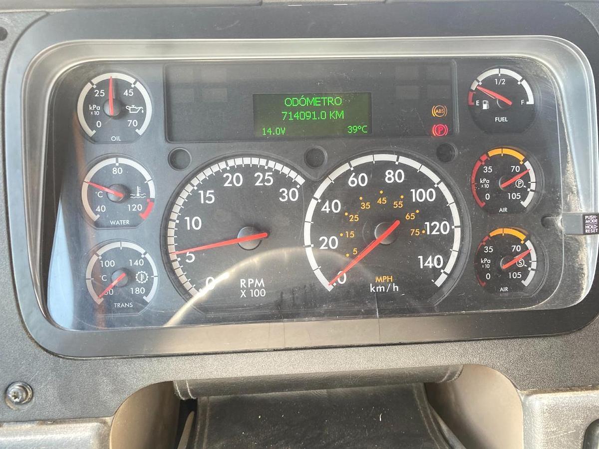 Usado Tractocamiones CASCADIA 125