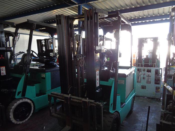 Usado 2012 MITSUBISHI LOTE 8 MONTACARGAS ELECTRICOS