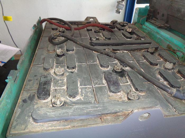 Usado 2012 MITSUBISHI LOTE 8 MONTACARGAS ELECTRICOS