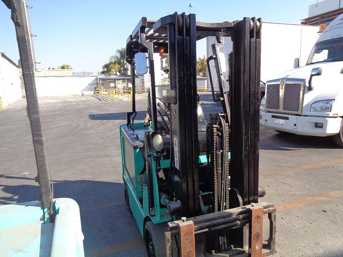 Usado 2012 MITSUBISHI LOTE 8 MONTACARGAS ELECTRICOS