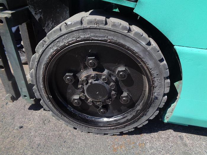 Usado 2012 MITSUBISHI LOTE 8 MONTACARGAS ELECTRICOS