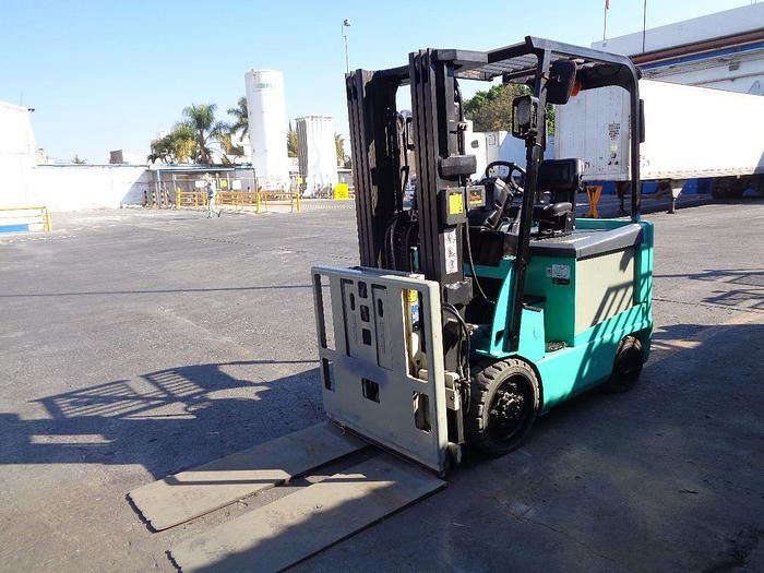 Usado 2012 MITSUBISHI LOTE 8 MONTACARGAS ELECTRICOS