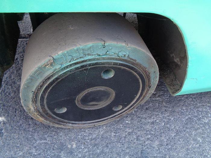 Usado 2012 MITSUBISHI LOTE 8 MONTACARGAS ELECTRICOS