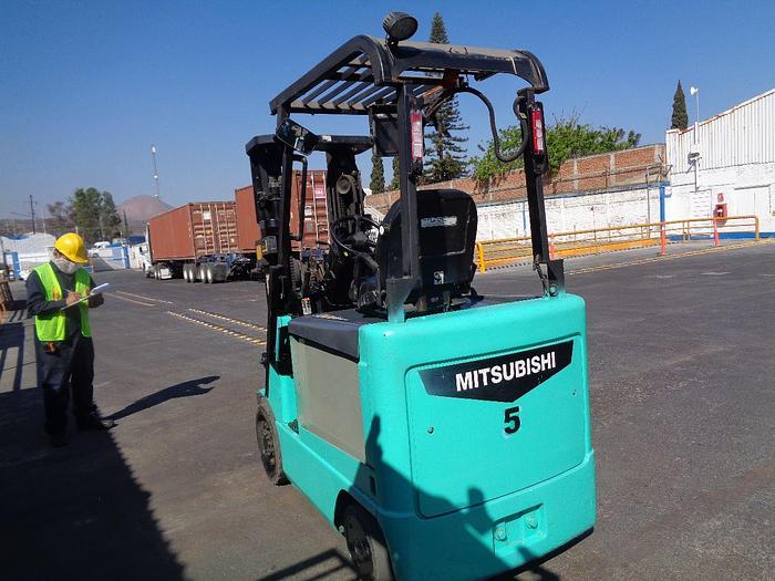 Usado 2012 MITSUBISHI LOTE 8 MONTACARGAS ELECTRICOS