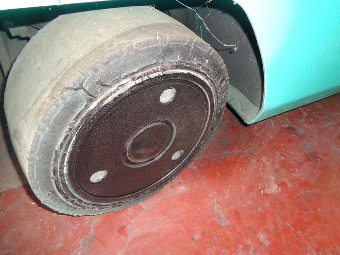 Usado 2012 MITSUBISHI LOTE 8 MONTACARGAS ELECTRICOS