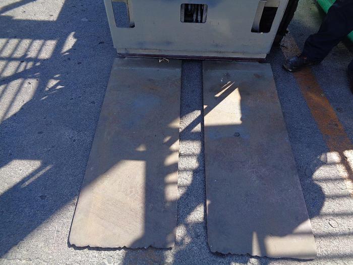 Usado 2012 MITSUBISHI LOTE 8 MONTACARGAS ELECTRICOS