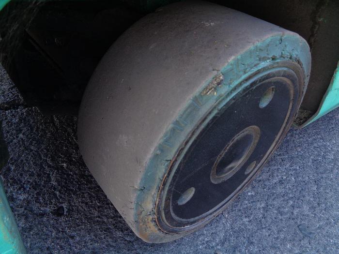 Usado 2012 MITSUBISHI LOTE 8 MONTACARGAS ELECTRICOS