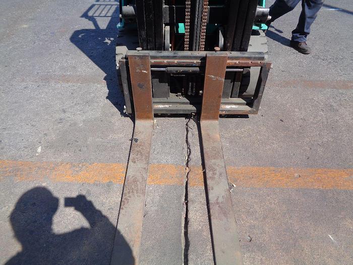 Usado 2012 MITSUBISHI LOTE 8 MONTACARGAS ELECTRICOS