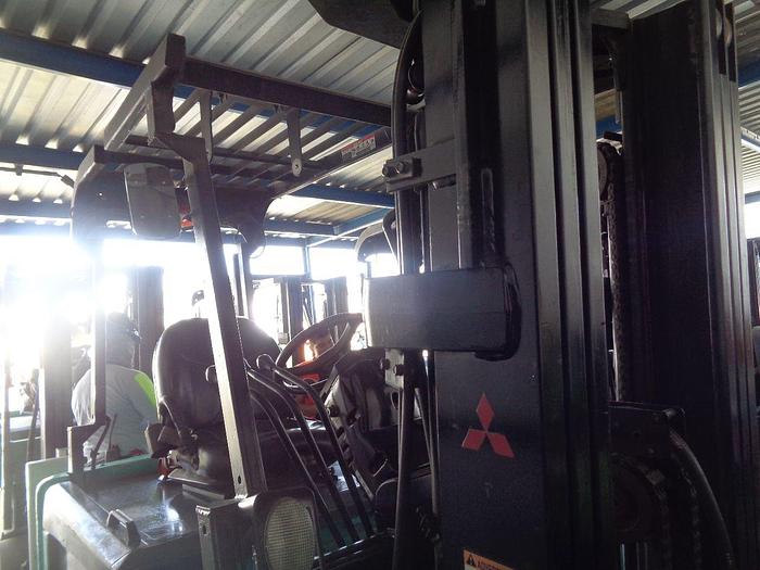 Usado 2012 MITSUBISHI LOTE 8 MONTACARGAS ELECTRICOS