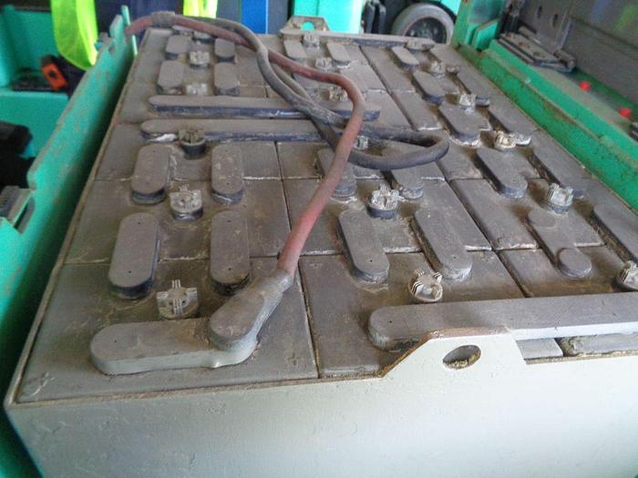 Usado 2012 MITSUBISHI LOTE 8 MONTACARGAS ELECTRICOS