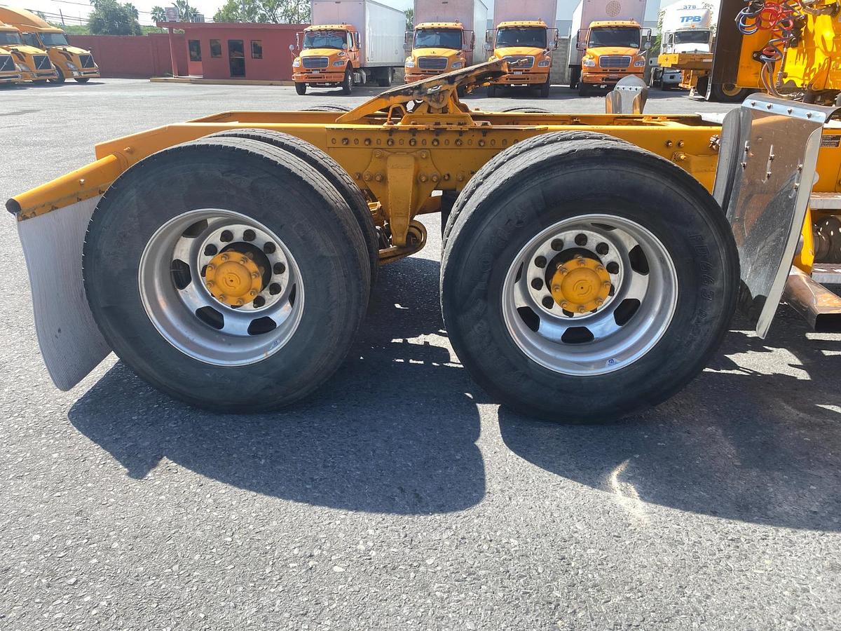 Usado Tractocamiones CASCADIA 125