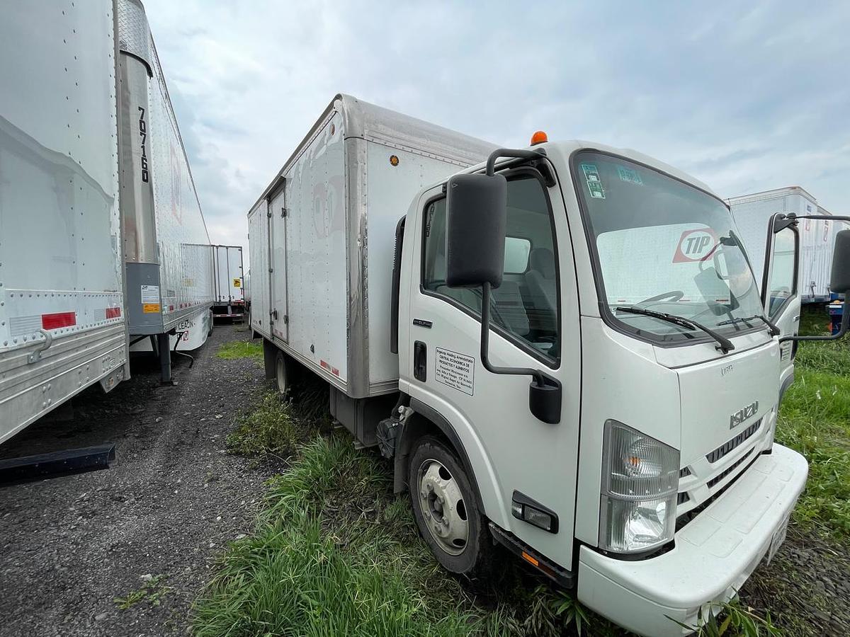 Usado CAMION CON CAJA SECA ELF 500 K