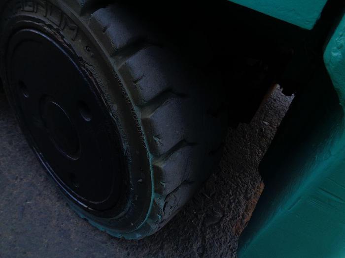 Usado 2012 MITSUBISHI LOTE 8 MONTACARGAS ELECTRICOS