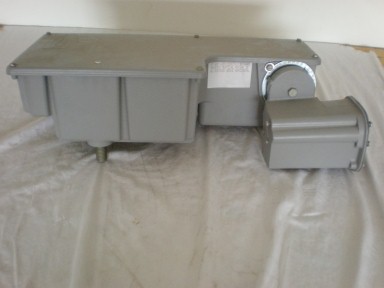 Used New Hubbell 1000 Watt Metal Halide Sports Outdoor Flood Light