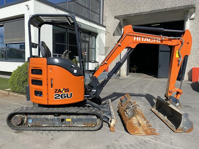 Usato 2016 HITACHI ZX26U-5A