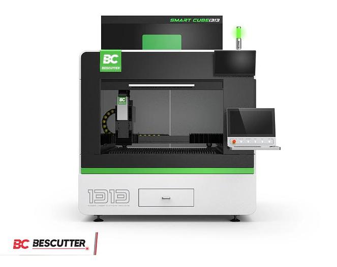 SMART CUBE 51"x 51" | 2000W | Fiber Laser Sheet Metal Cutting Machine