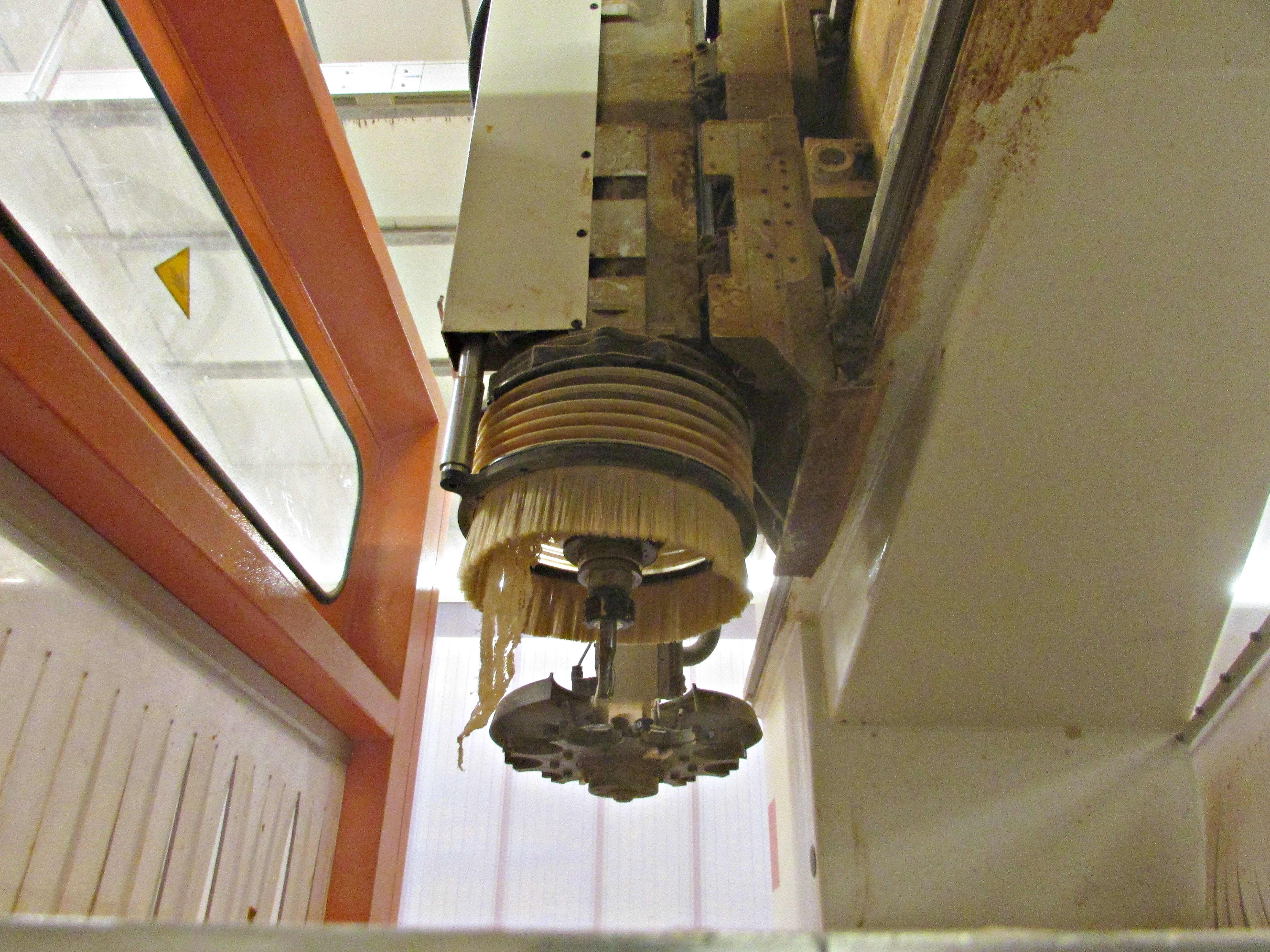 Used SCM Record 220 - 1999