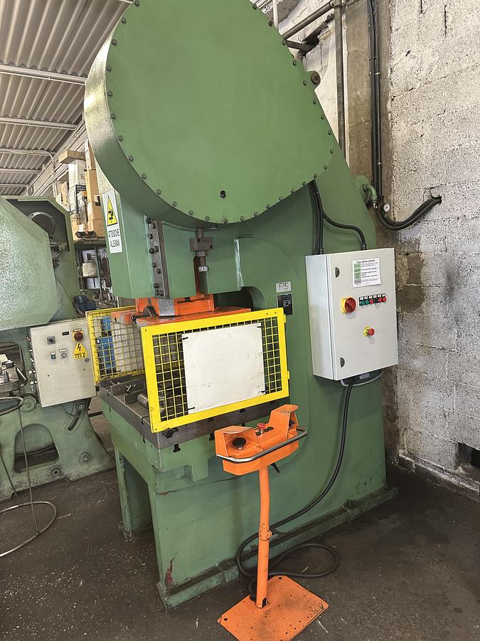 Usato Pressa Eccentrica INVERPRESS 130 TON