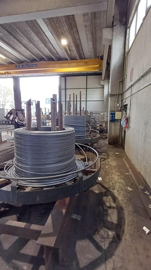 Usato PROGRESS Macchina Raddrizza Taglia Barre e Piegatura delle estremità in automatico