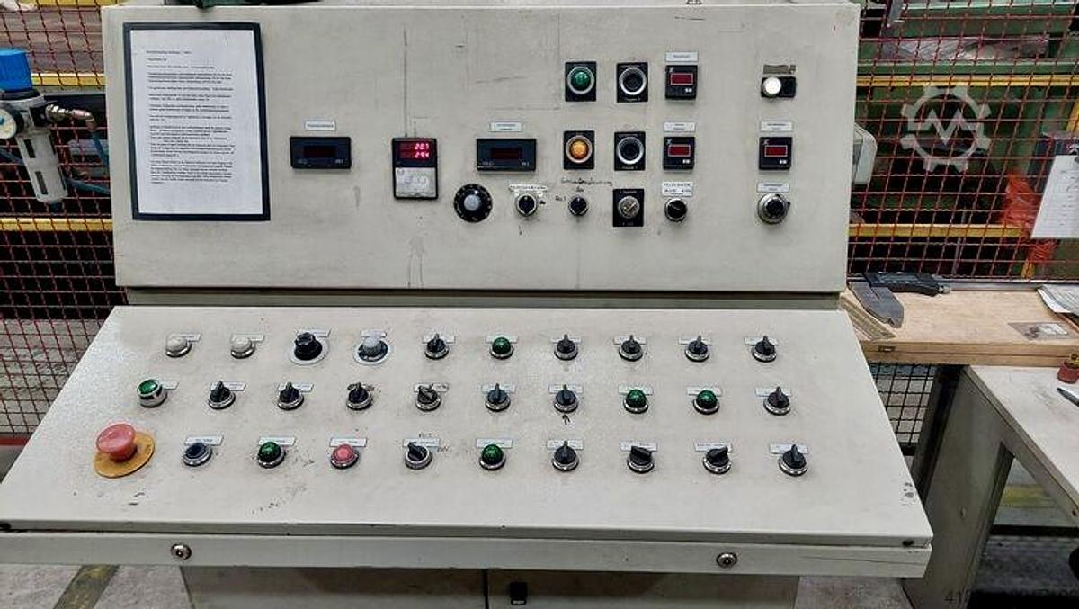 Used Taglio lamiere da bobina usata totalmente automatica di Marca HEGO Tedesca .