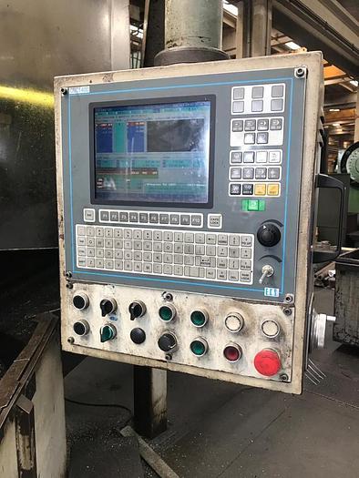 Usato TORNIO VERTICALE TOS SKQ 12 CNC