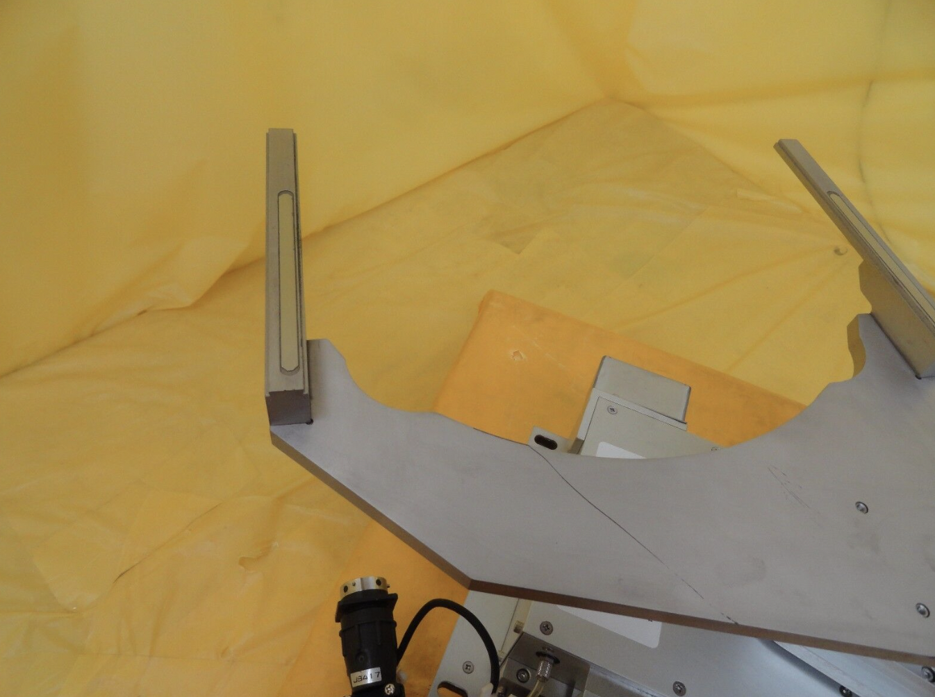 Used Kawasaki NS110C-B001 Chuckbot 4K192-238-4 NSR-S307E 300mm DUV Used