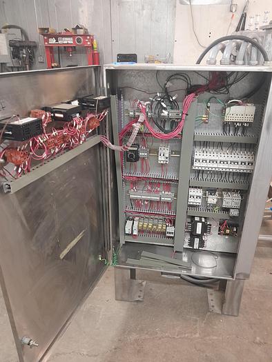 Refurbished Belshaw CENTRY DD200 / C300 GAS AUTOMATIC CAKE DONUT FRYER LINE