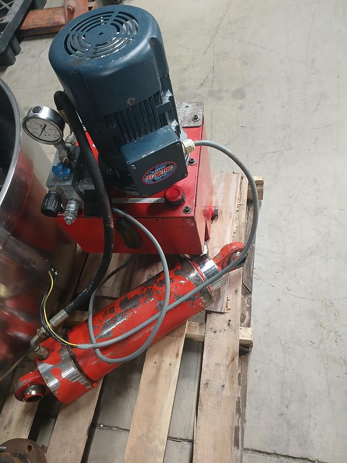 Used Hydraulic Power Unit + Large Cylinder