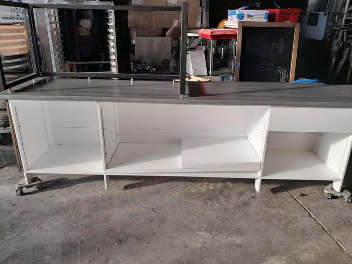 Used 2022 Unknown POINT OF SALE COUNTER