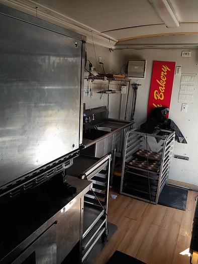 Used FOODTRAILER