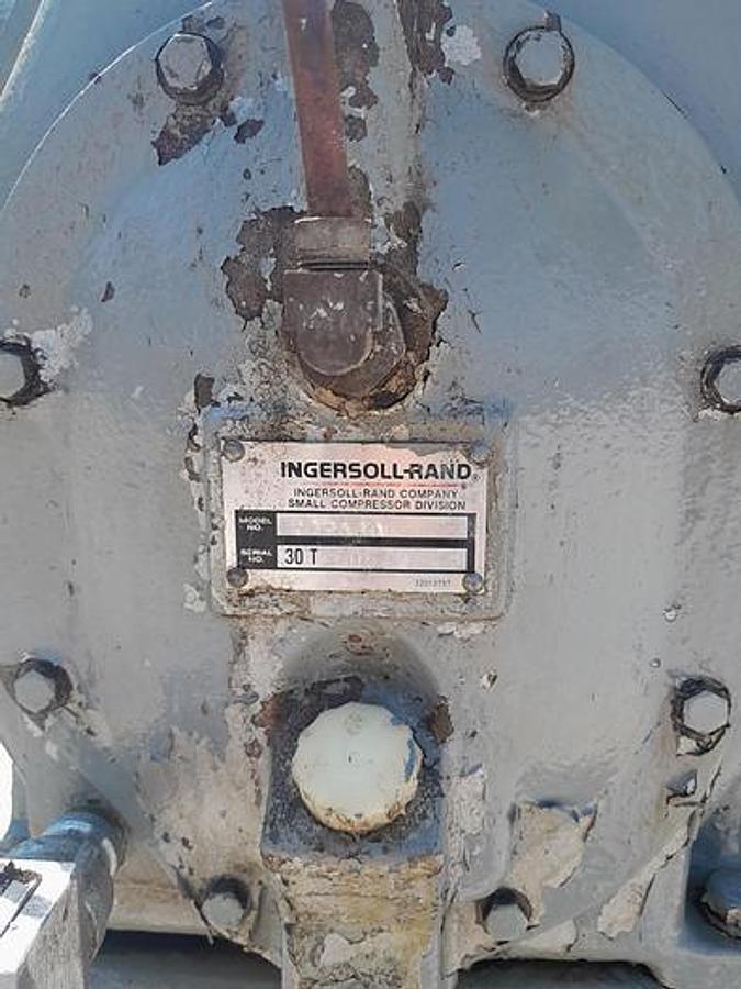 Used INGERSOLL-RAND AIR COMPRESSOR Md.TPTA 40