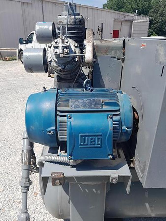 Used INGERSOLL-RAND AIR COMPRESSOR Md.TPTA 40