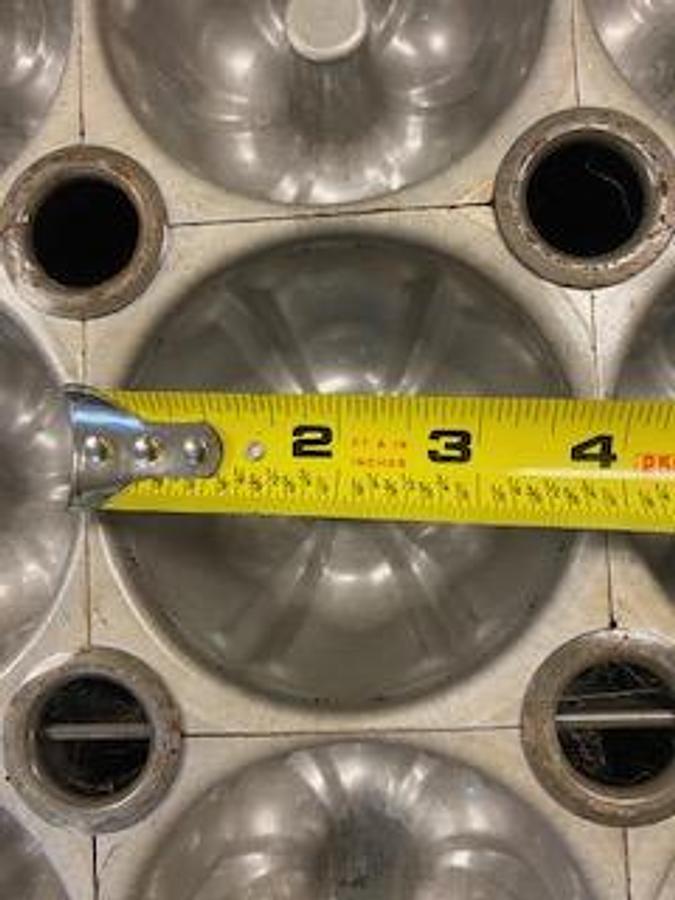 Used MINI BUNDT-LETTE PANS