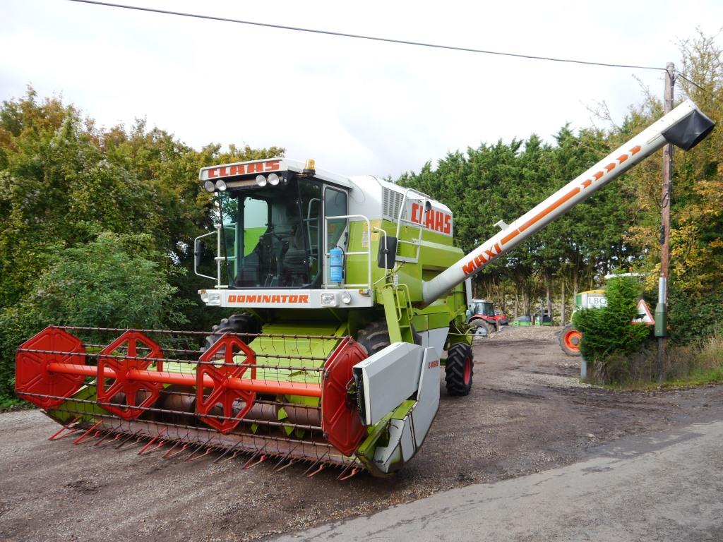 Used Claas Dominator 98 Maxi Combine Harvester