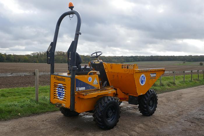 Used 2014 THWAITES 3 TONNE